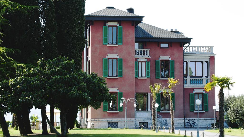 Villa Pioppi Hotel Sirmione Exterior photo